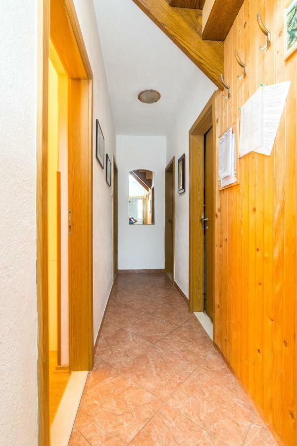 Apartments Jakov Mirce エクステリア 写真